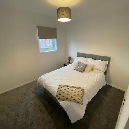 Modern Cosy 1 Bed Apartment Near City Centre~Double Bed~Parking Manchester Exterior photo